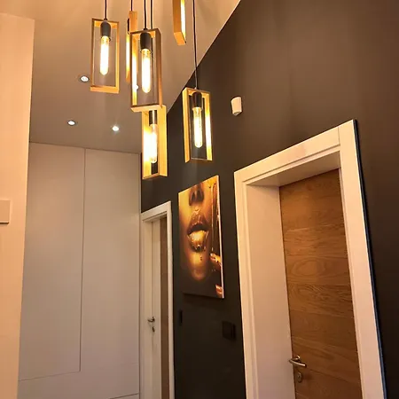 Penthouse דירה